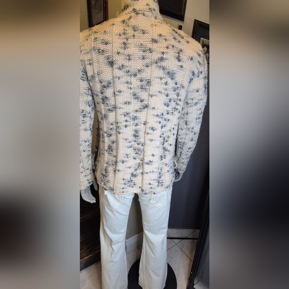 💢SOLD💢Roberto Cavalli wool/knitted sweater - Picture 3 of 14